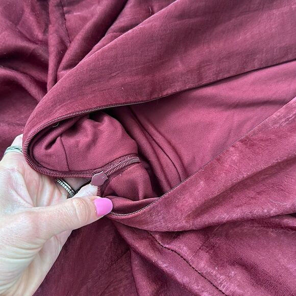 Kensie Midi Dress Womens Size 10 Burgundy V-Neck Sleeveless Hammered Satin - Picture 9 of 9